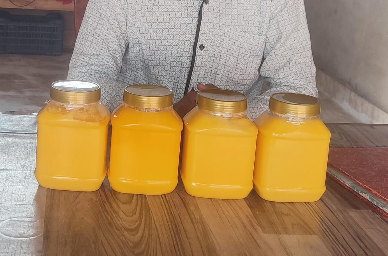 Pure Cow Desi Ghee (1 Liter)